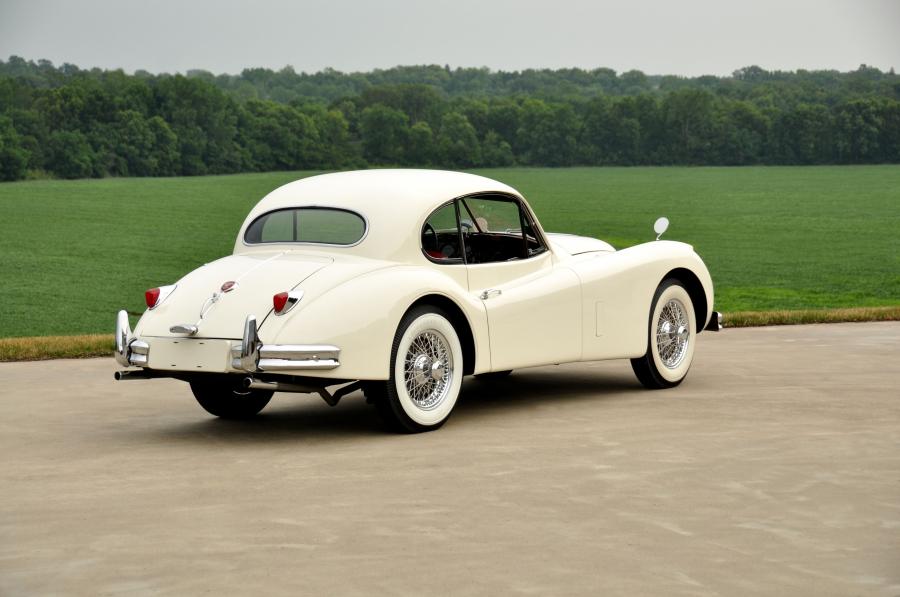  Jaguar XK140 MC Fixed Head Coupe 1955 года  (фото 19 из 20)